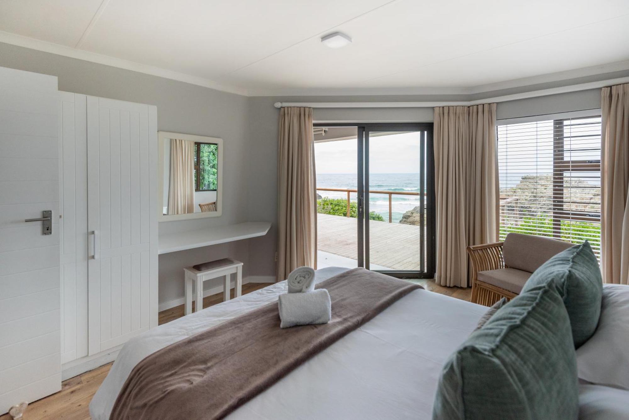 Picnic Rock Seaside Accommodation Keurboomstrand Room photo