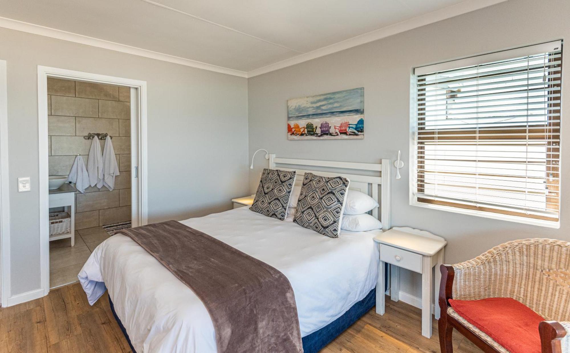 Picnic Rock Seaside Accommodation Keurboomstrand Room photo