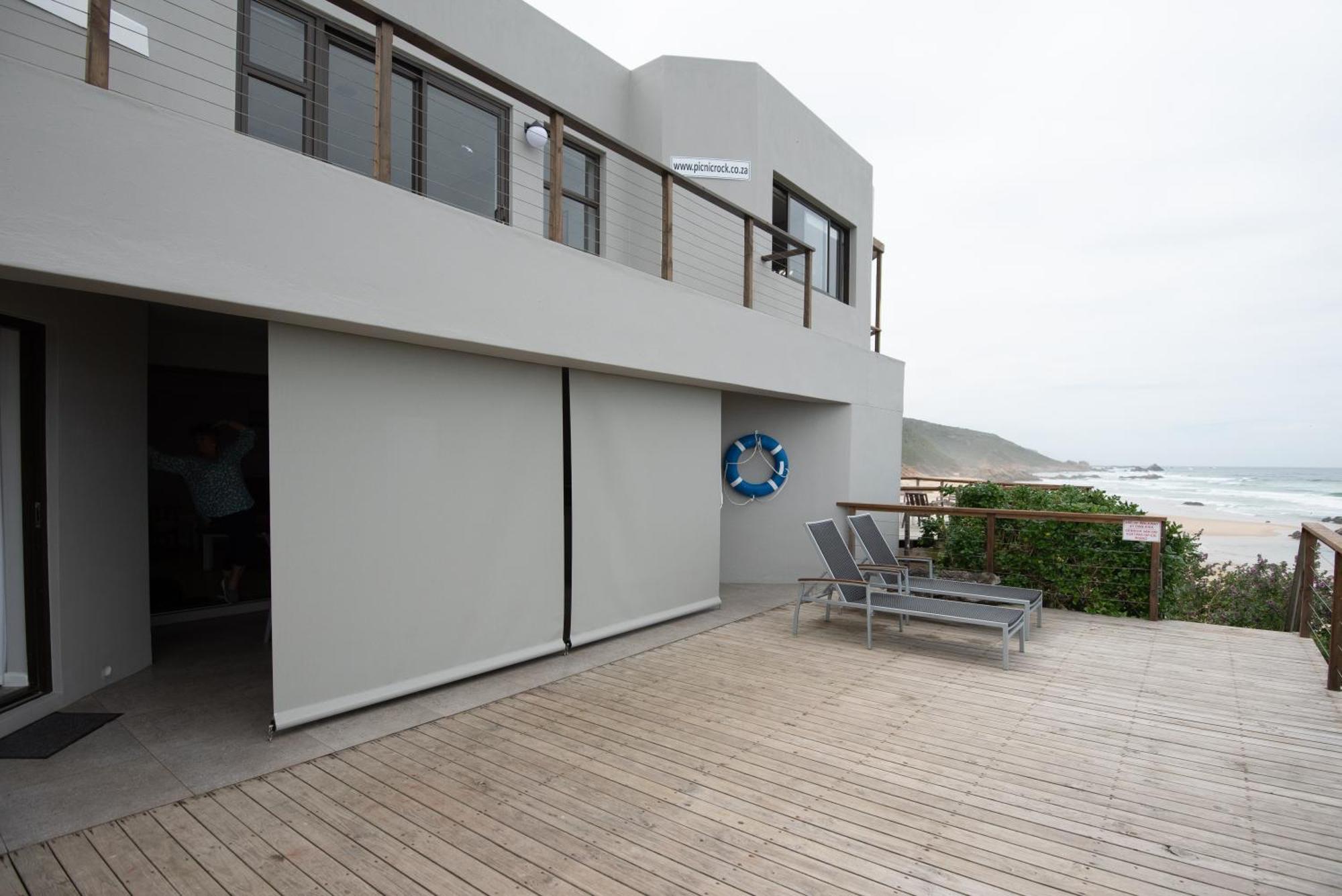 Picnic Rock Seaside Accommodation Keurboomstrand Room photo