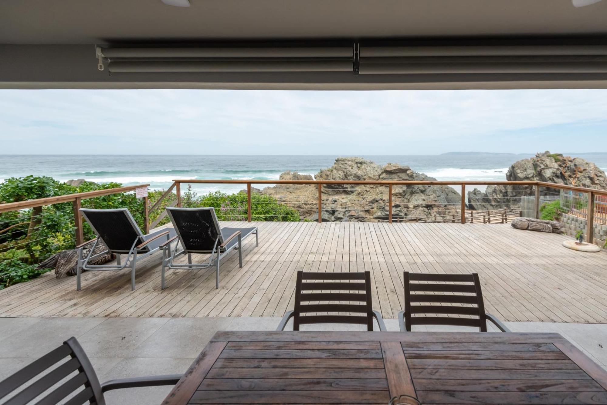 Picnic Rock Seaside Accommodation Keurboomstrand Room photo